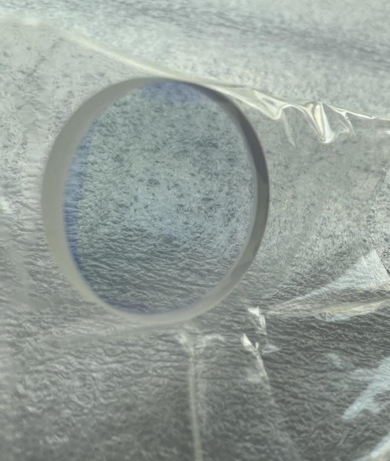 Common problems and solutions of laser cutting head protection lenses