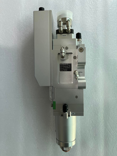 High Power Auto Focus Laser Cutting Head for 6KW Fiber Source Raytools BM115 