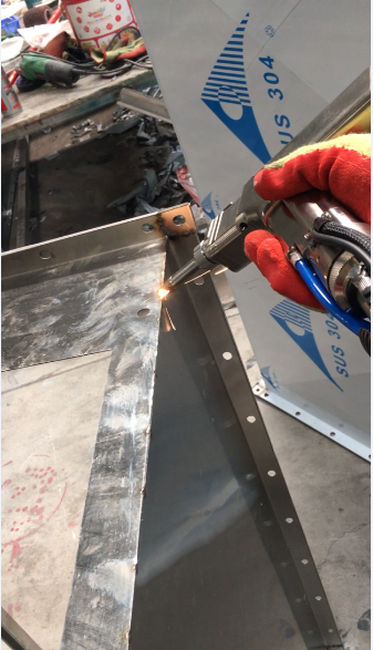 Handheld laser welding machine manufacturer price