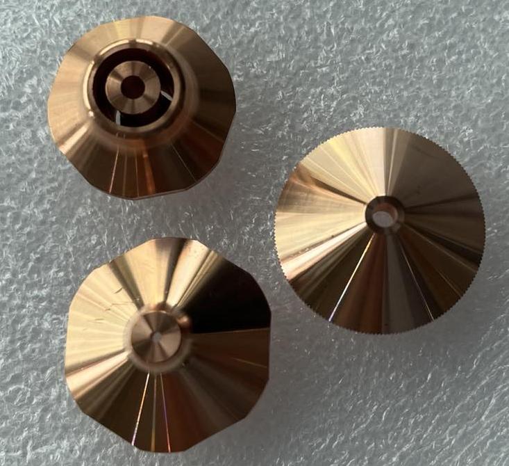 Fiber laser cutting nozzle selection