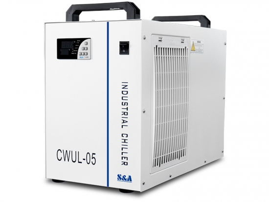 High Precision 370W UV Laser Water Chillers S&A Teyu CWUL-05 water chiller is applied for cooling 3W-5W UV laser